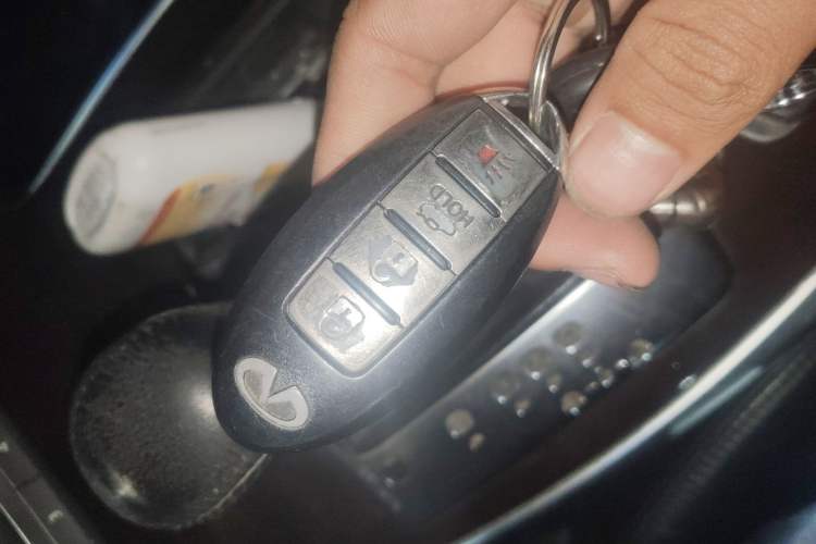 Used Infiniti M Series 2011 M25 Luxury Model Vehicle Key