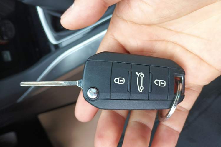 Used Peugeot 308S 2015 1.6T Automatic Jingchi Edition Interior 1