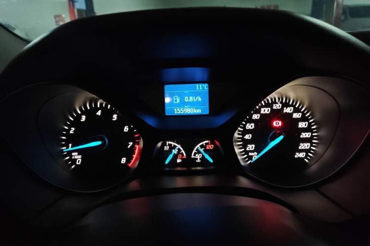 Used Ford Focus 2012 Sedan 1.6L Manual Fashion Edition
