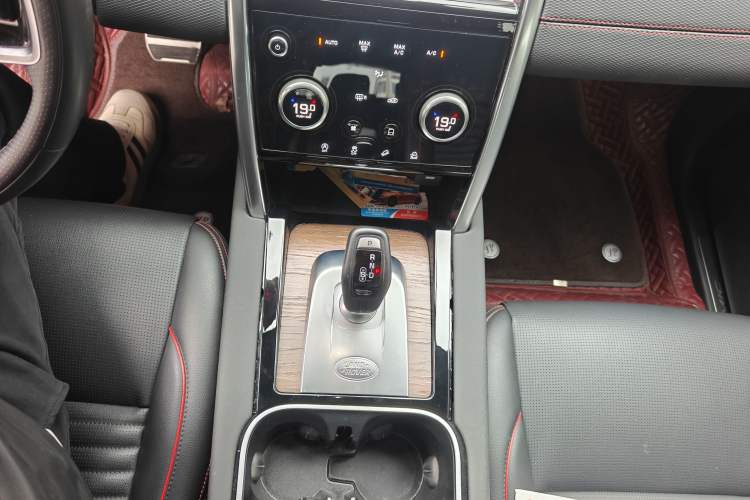 Used Land Rover Discovery Sport 2022 Revised Version 249 PS R-Dynamic S Performance Edition 5 Seats
