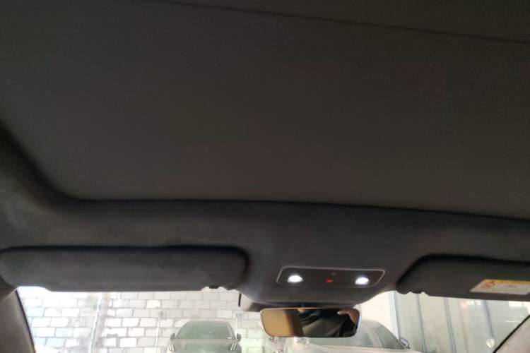 Used Hima Luxeed R7 2024 All-Electric 736 km Ultra Headliner