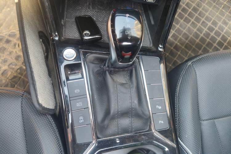 Used Volkswagen Passat 2022 330TSI Luxury Edition