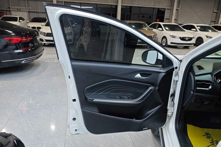 Used Chery Tiggo 3X 2021 PLUS 1.5L CVT "Painkai Red Date" Edition II