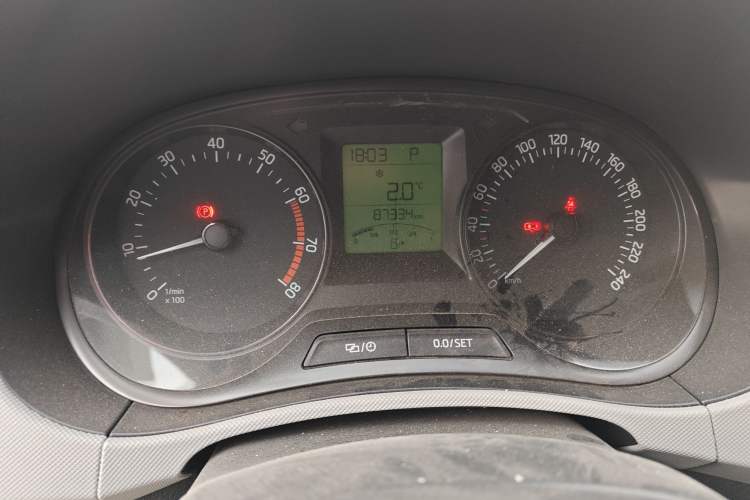 Used Skoda Fabia 2016 1.4L Automatic Car Enjoy Edition Odometer Close Up