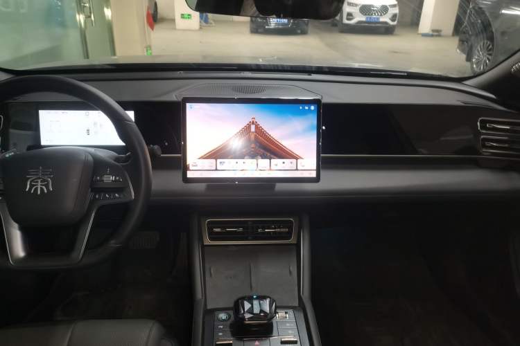 Used BYD Qin L 2025 DM-i Smart Drive 120KM Superior Model