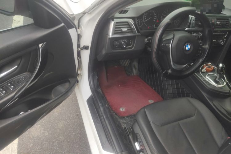 Used BMW 3 Series 2016 320Li Ambition Model
