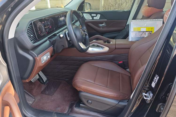 Used Mercedes-Benz GLS 2024 GLS 450 4MATIC Stylish Model Left Front Seat