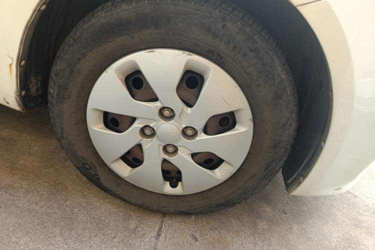 Used Kia K2 2015 Sedan 1.4L Automatic GLS
