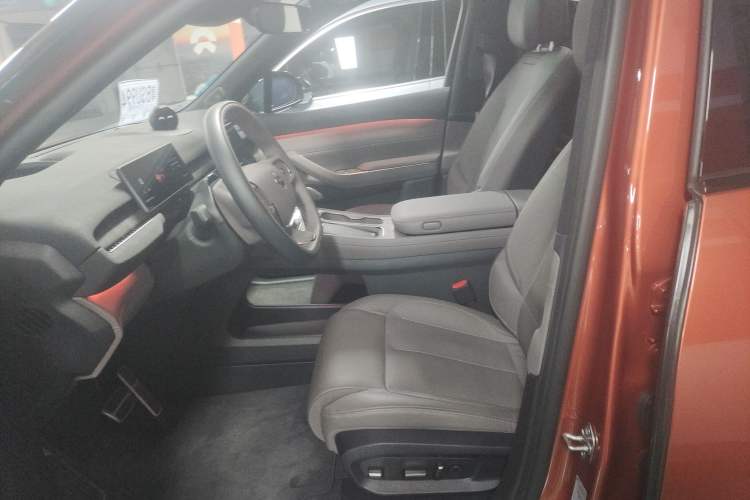 Used Nio ES7 2022 75 kWh Left Front Seat