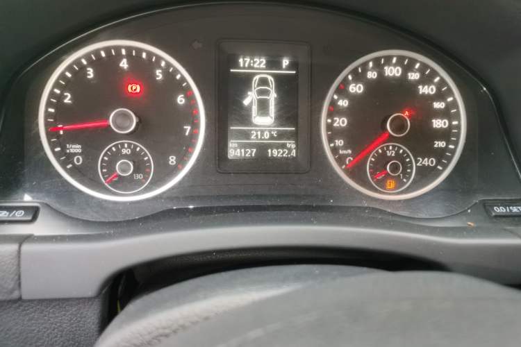 Used Volkswagen Tiguan 2017 300TSI Automatic Two-Wheel Drive Silk Road Comfort Edition Odometer Close Up