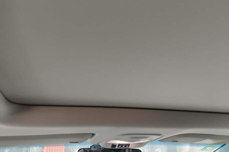 Used Buick GL6 2019 18T 6-Seater Connected Luxury Version China VI Standard
