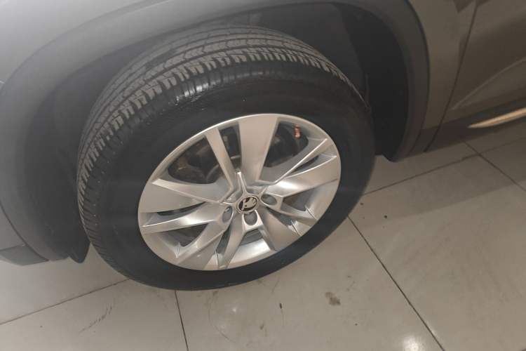 Used Skoda Kodiaq 2017 TSI330 7-Seater Two-Wheel-Drive Luxury Edition