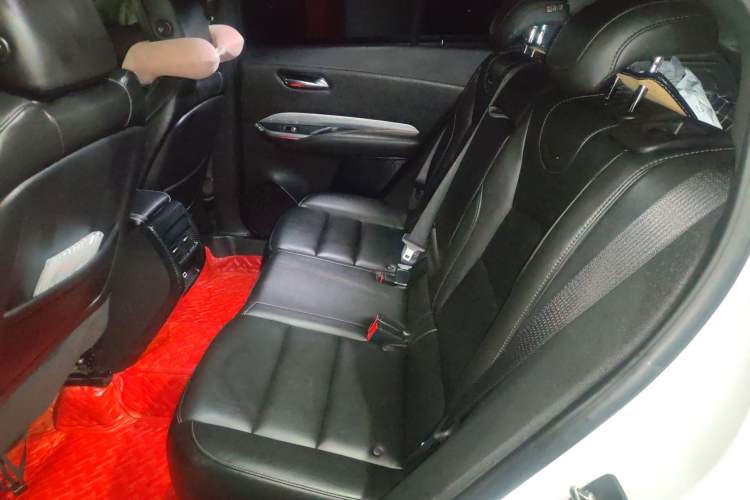 Used Cadillac XT4 2018 28T Two-Wheel-Drive Luxury Model