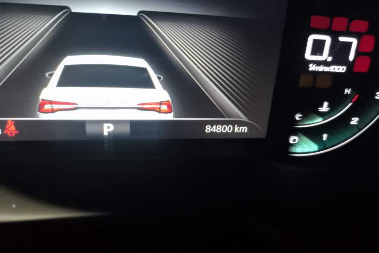 Used Roewe i5 2019 20T Automatic Intelligent Connectivity Super-Power Supreme Edition
