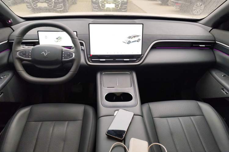 Used Dongfeng eπ eπ008 2026 Model Six-Seat Pure-Electric Family Edition
