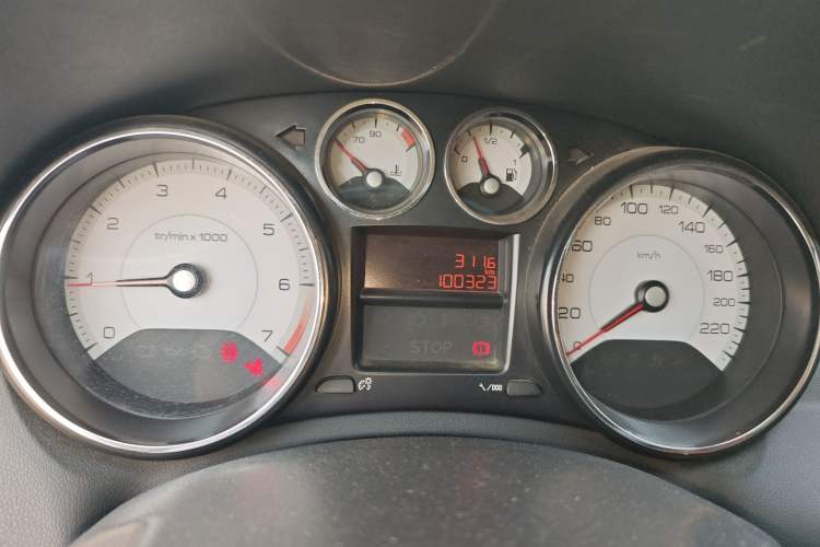 Used Peugeot 308 2012 1.6L Manual YouShang Edition