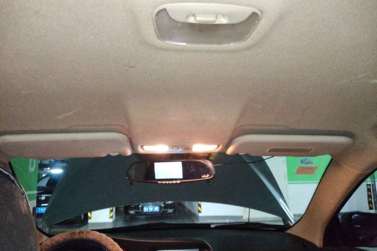 Used Soueast V5 Lingzhi 2012 1.5L Manual Comfort Edition Headliner