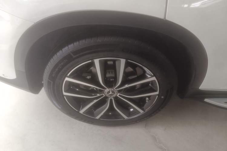 Used Mercedes-Benz GLC 2020 GLC 300 L 4MATIC Dynamic Edition Exterior 5