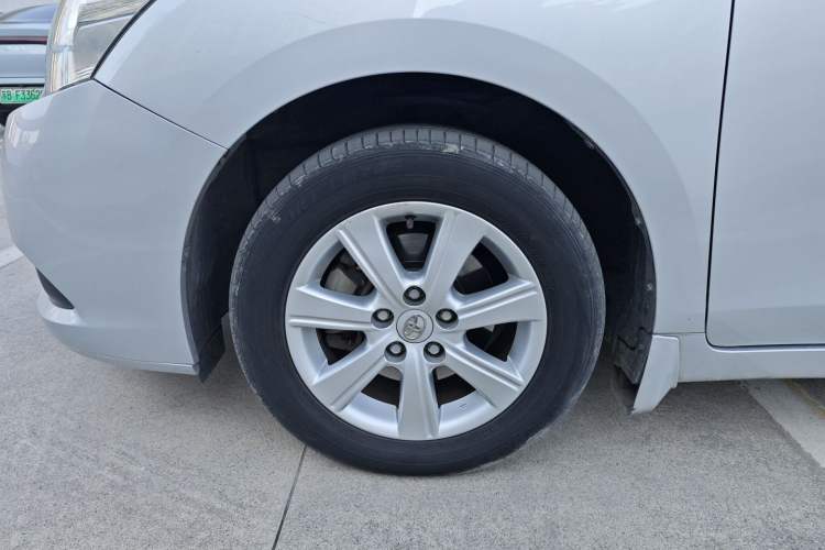 Used Toyota Verso 2014 Starlight 180E CVT Elite Edition
