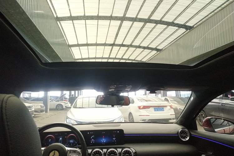 Used Mercedes-Benz A-Class 2022 Restyled A 200 L Sport Sedan Fashion Version Headliner