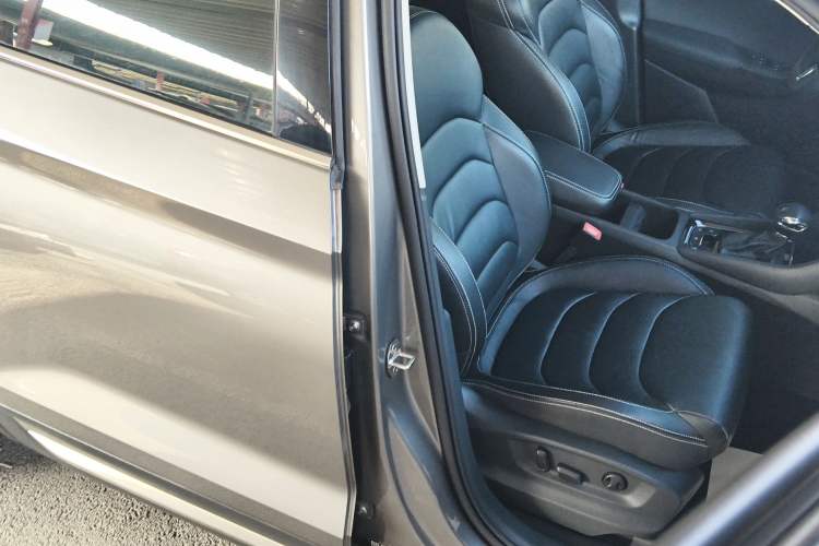 Used Skoda Kodiaq 2019 Facelifted TSI330 7-Seater Two-Wheel-Drive Luxury Enjoyment Edition China VI Standard