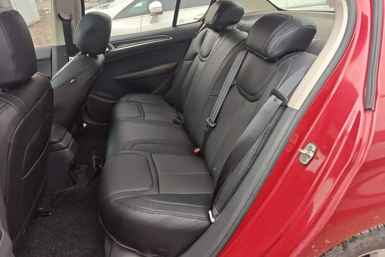 Used Peugeot 308 2014 Enjoy Edition Classic 1.6L Manual Fashion Model