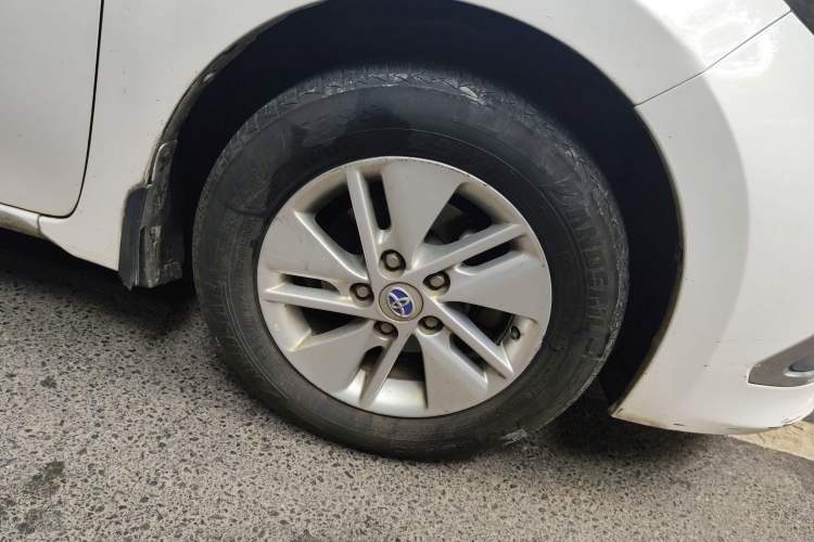 Used Toyota Corolla 2016 Dual-Engine 1.8L E-CVT Pioneer Edition