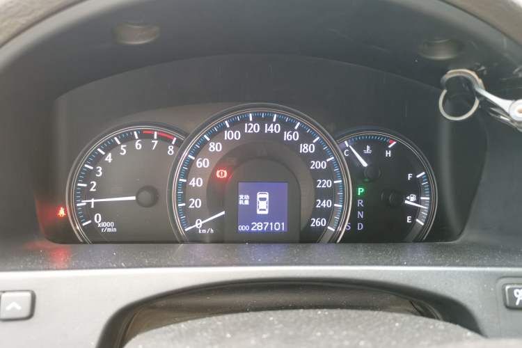 Used Toyota Crown 2010 3.0L Royal Saloon Instrument Cluster
