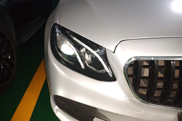 Used Mercedes-Benz E-Class 2018 Facelift E 200 L Sport Edition Right Front Headlight