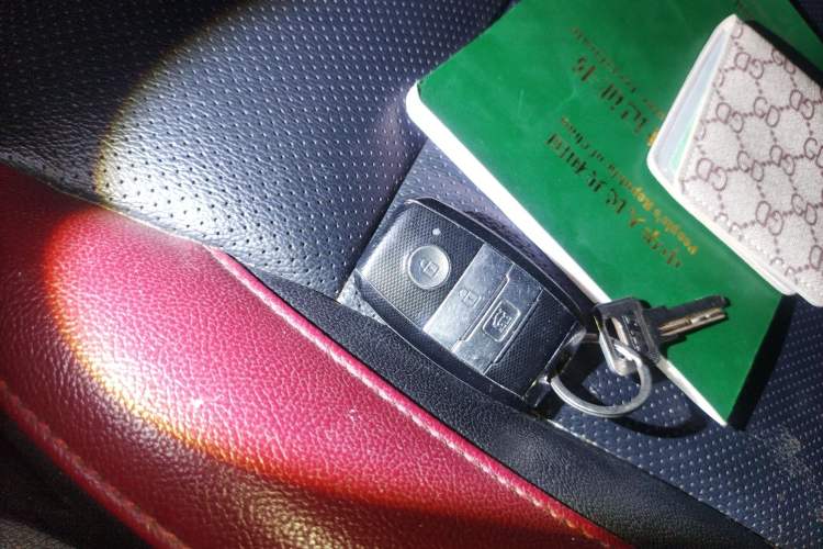 Used Kia KX Cross 2017 1.4L AT GLS Vehicle Key