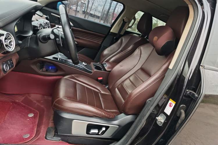 Used Wey VV7 2019 Upgraded Model 2.0T Ultra-Luxury Version China VI Standard