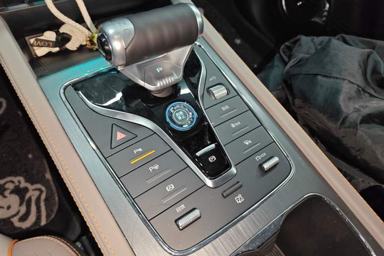 Used BYD Yuan PLUS 2023 Champion Edition 510KM Excellence Model Gear Lever