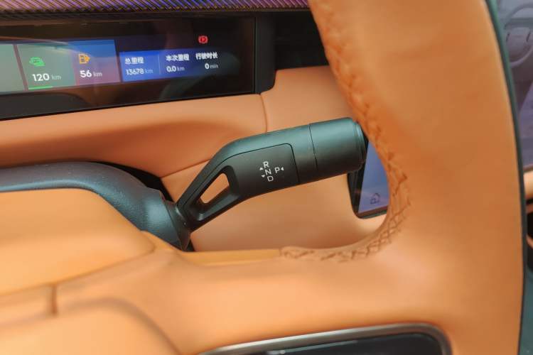 Used Lynk & Co 900 2025 2.0T Ultra