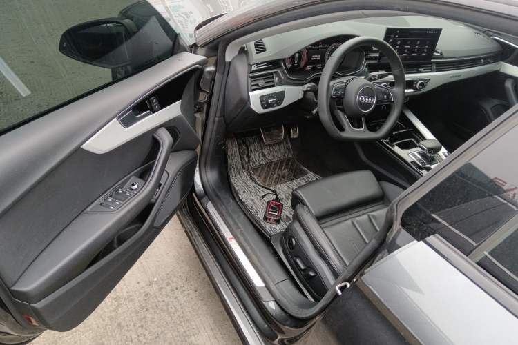 Used Audi A5 2024 Sportback 40 TFSI quattro Luxury Dynamic Model Driver Seat