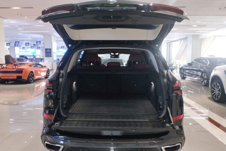 Used BMW X5 2023 xDrive 30Li Luxury M Sport Night Edition Package