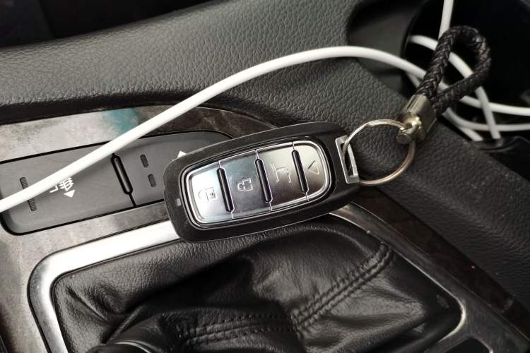 Used Kia K5 2015 2.0L Automatic LUX
