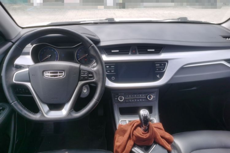 Used Geely Auto Vision 2020 Revised 1.5L Manual Asian Games Edition Center Console