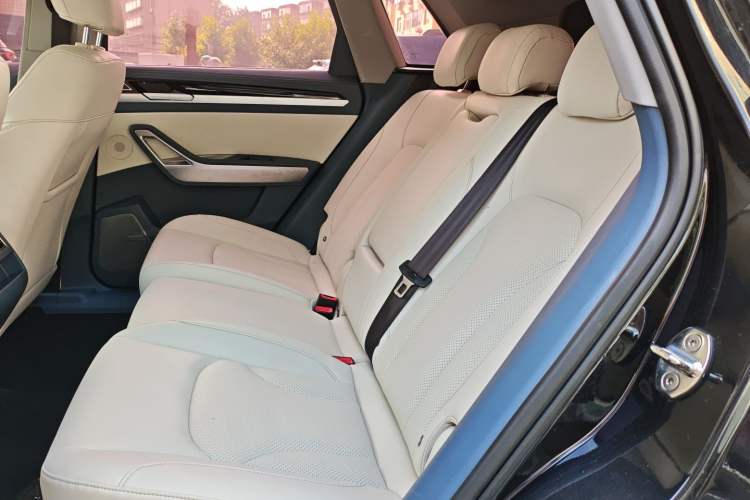 Used Zotye Domy X7 2017 1.8T DCT Prestige Model
