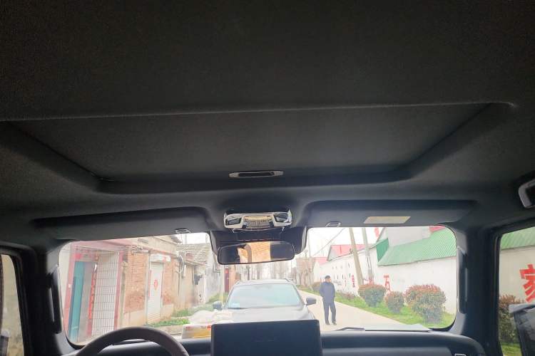 Used 212 T01 2025 2.0T Changfeng