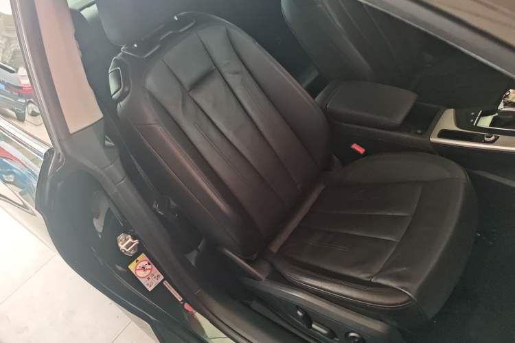 Used Audi A5 2017 Coupe 40 TFSI Fashion Model