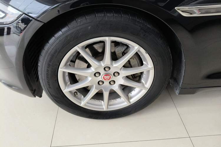 Used Jaguar XJ 2016 XJL 3.0 SC Two-Wheel-Drive Elegant Business Edition
