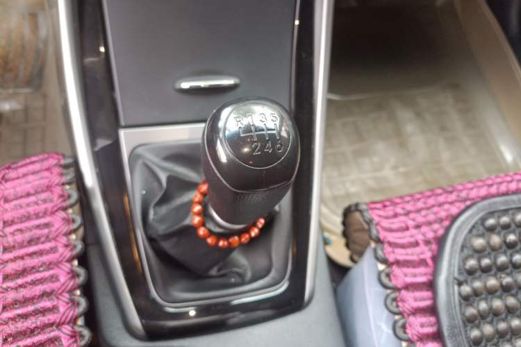 Used Hyundai Elantra (5th Generation / Langdong) 2012 1.6L Manual Leading Model Gear Lever