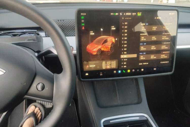 Used Tesla Model Y 2024 Rear-Wheel-Drive Version Audio And AC Panel