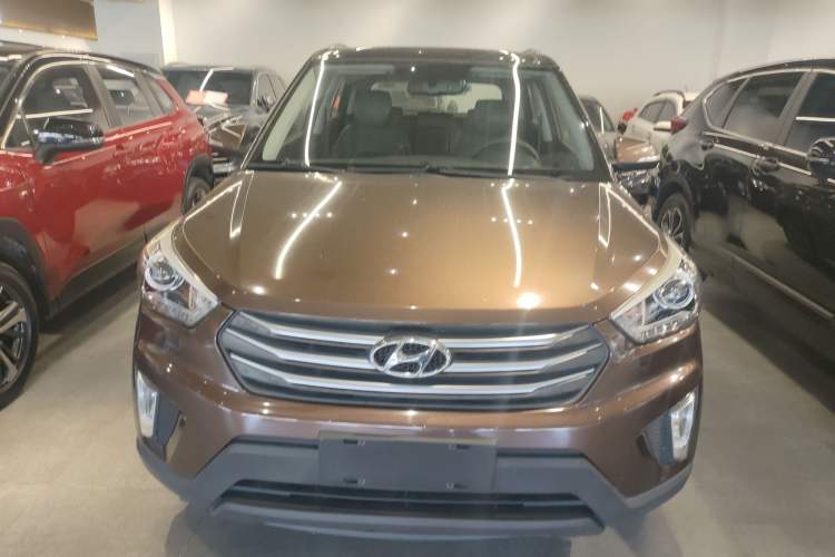 Used Hyundai ix25 2015 1.6L Automatic Two-Wheel-Drive Deluxe DLX Model