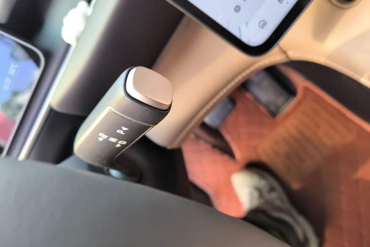 Used Nio ES6 2025 75 kWh
