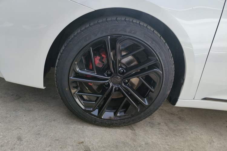 Used MG 6 2020 1.5T Automatic Trophy Flagship Edition Left Front Wheel Hub