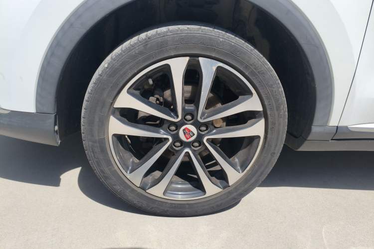 Used Roewe RX3 2018 1.6L Manual Elite Edition Exterior 4