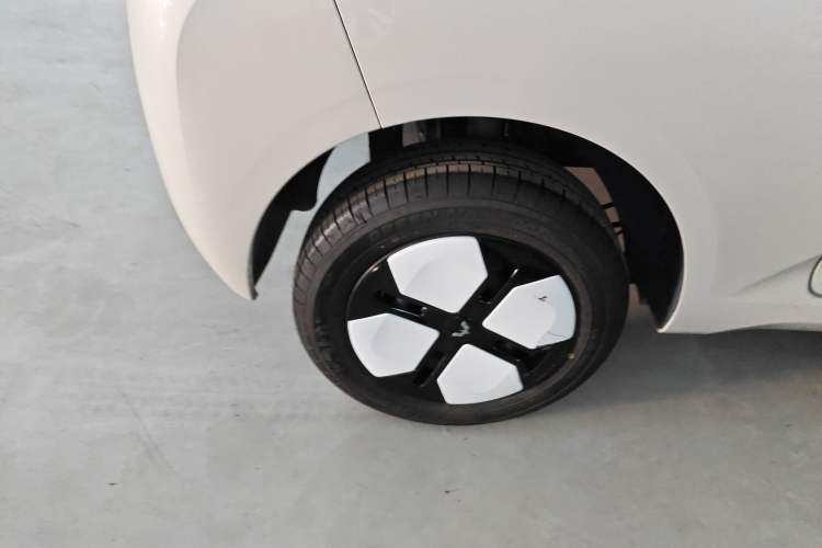 Used Wuling Hongguang MINIEV 2024 3rd Generation 215km Advanced Version