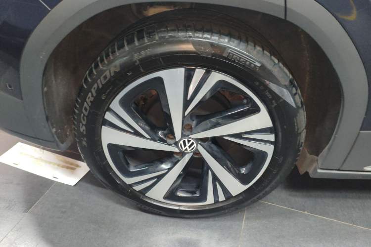 Used Volkswagen ID.6 CROZZ 2022 Long-Range PRO Edition