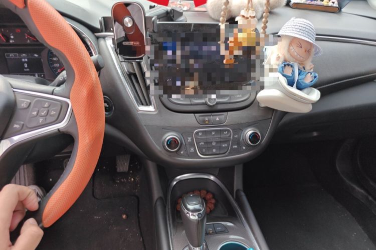 Used Chevrolet Malibu XL 2019 535T CVT Active Version Audio And AC Panel